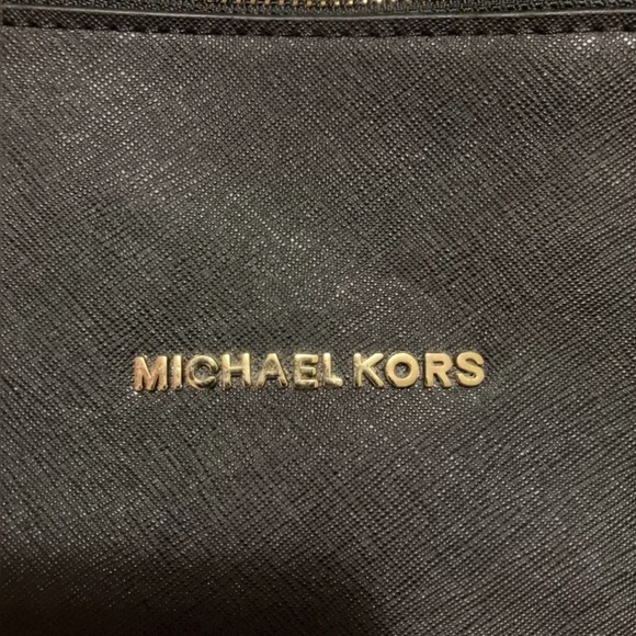 Michael Kors navy tote/purse - Picture 3 of 7